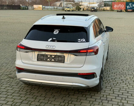 Белый Ауди Q4 e-tron, объемом двигателя 0 л и пробегом 65 тыс. км за 28500 $, фото 41 на Automoto.ua