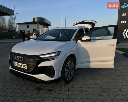Белый Ауди Q4 e-tron, объемом двигателя 0 л и пробегом 43 тыс. км за 26950 $, фото 33 на Automoto.ua