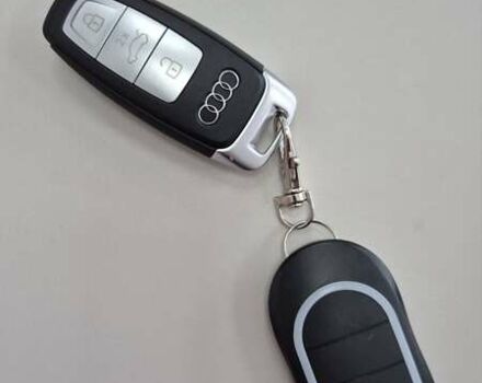 Білий Ауді Q4 e-tron, об'ємом двигуна 0 л та пробігом 4 тис. км за 33500 $, фото 31 на Automoto.ua