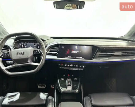 Ауди Q4 e-tron 2023 в Львове на Automoto.ua Белый Ауди Q4 e-tron, объемом двигателя 0 л и пробегом 25 тыс. км за 26500 $, фото 5 на Automoto.ua