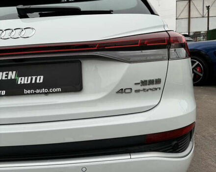 Белый Ауди Q4 e-tron, объемом двигателя 0 л и пробегом 6 тыс. км за 28500 $, фото 14 на Automoto.ua