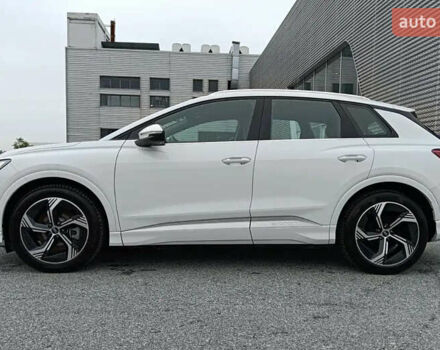 Ауди Q4 e-tron 2023 в Львове на Automoto.ua Белый Ауди Q4 e-tron, объемом двигателя 0 л и пробегом 8 тыс. км за 27000 $, фото 2 на Automoto.ua