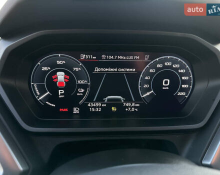 Белый Ауди Q4 e-tron, объемом двигателя 0 л и пробегом 43 тыс. км за 26950 $, фото 32 на Automoto.ua