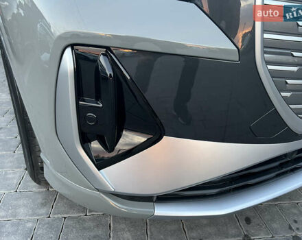 Белый Ауди Q4 e-tron, объемом двигателя 0 л и пробегом 1 тыс. км за 28500 $, фото 6 на Automoto.ua