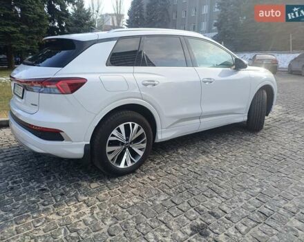 Белый Ауди Q4 e-tron, объемом двигателя 0 л и пробегом 1 тыс. км за 39999 $, фото 7 на Automoto.ua
