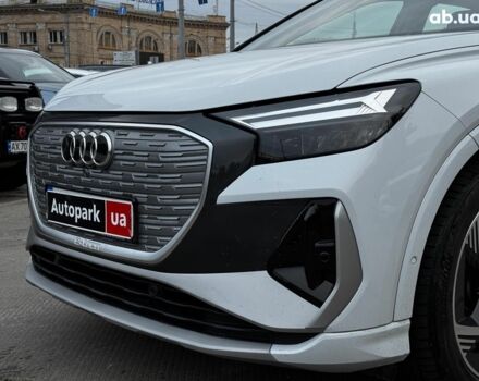Ауди Q4 e-tron 2023 в Харькове на Automoto.ua Белый Ауди Q4 e-tron, объемом двигателя 0 л и пробегом 9 тыс. км за 31990 $, фото 3 на Automoto.ua