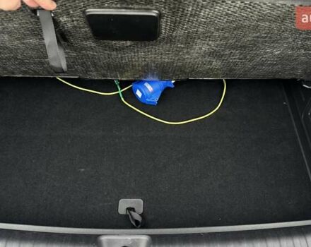 Білий Ауді Q4 e-tron, об'ємом двигуна 0 л та пробігом 16 тис. км за 31950 $, фото 29 на Automoto.ua