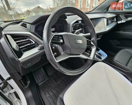 Ауди Q4 e-tron 2023 в Харькове на Automoto.ua Белый Ауди Q4 e-tron, объемом двигателя 0 л и пробегом 8 тыс. км за 29500 $, фото 27 на Automoto.ua