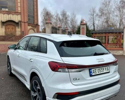 Білий Ауді Q4 e-tron, об'ємом двигуна 0 л та пробігом 14 тис. км за 28900 $, фото 8 на Automoto.ua