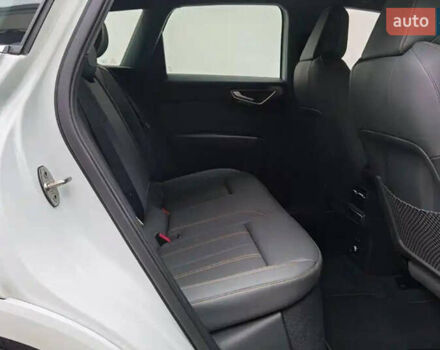 Ауди Q4 e-tron 2023 в Киеве на Automoto.ua Белый Ауди Q4 e-tron, объемом двигателя 0 л и пробегом 8 тыс. км за 27000 $, фото 9 на Automoto.ua