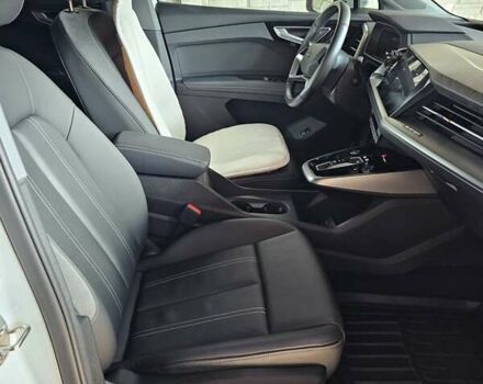 Ауди Q4 e-tron 2023 в Харькове на Automoto.ua Белый Ауди Q4 e-tron, объемом двигателя 0 л и пробегом 8 тыс. км за 29500 $, фото 20 на Automoto.ua