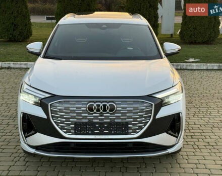 Белый Ауди Q4 e-tron, объемом двигателя 0 л и пробегом 65 тыс. км за 28500 $, фото 10 на Automoto.ua