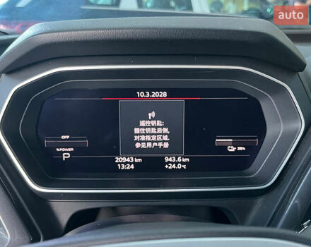 Білий Ауді Q4 e-tron, об'ємом двигуна 0 л та пробігом 22 тис. км за 28500 $, фото 9 на Automoto.ua