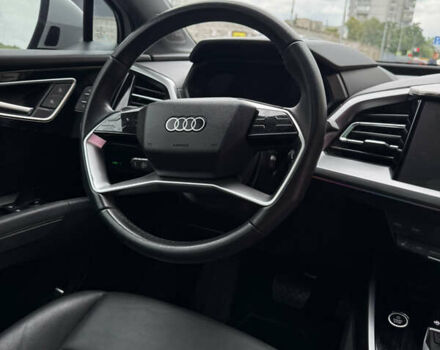 Білий Ауді Q4 e-tron, об'ємом двигуна 0 л та пробігом 35 тис. км за 33500 $, фото 18 на Automoto.ua