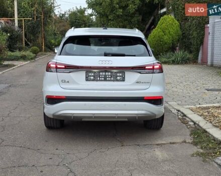 Ауди Q4 e-tron 2023 в Одессе на Automoto.ua Белый Ауди Q4 e-tron, объемом двигателя 0 л и пробегом 16 тыс. км за 31300 $, фото 9 на Automoto.ua