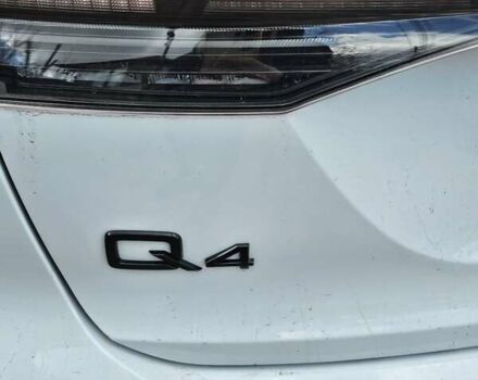 Ауди Q4 e-tron 2023 в Харькове на Automoto.ua Белый Ауди Q4 e-tron, объемом двигателя 0 л и пробегом 8 тыс. км за 29500 $, фото 6 на Automoto.ua