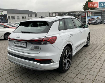 Белый Ауди Q4 e-tron, объемом двигателя 0 л и пробегом 810 тыс. км за 28100 $, фото 5 на Automoto.ua