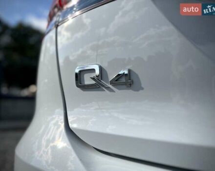 Белый Ауди Q4 e-tron, объемом двигателя 0 л и пробегом 2 тыс. км за 36799 $, фото 8 на Automoto.ua