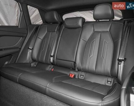 Белый Ауди Q4 e-tron, объемом двигателя 0 л и пробегом 1 тыс. км за 38000 $, фото 13 на Automoto.ua