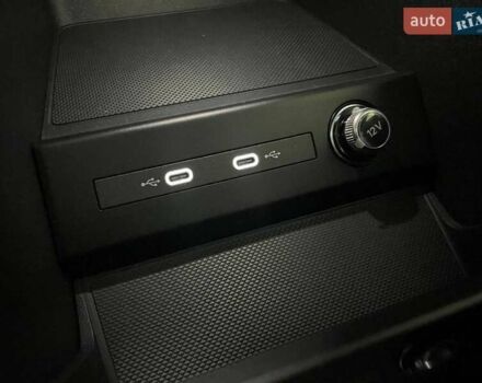 Белый Ауди Q4 e-tron, объемом двигателя 0 л и пробегом 1 тыс. км за 31999 $, фото 17 на Automoto.ua