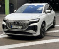 Белый Ауди Q4 e-tron, объемом двигателя 0 л и пробегом 11 тыс. км за 32100 $, фото 1 на Automoto.ua