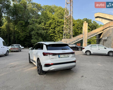 Белый Ауди Q4 e-tron, объемом двигателя 0 л и пробегом 22 тыс. км за 29500 $, фото 5 на Automoto.ua