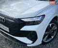 Белый Ауди Q4 e-tron, объемом двигателя 0 л и пробегом 2 тыс. км за 36799 $, фото 3 на Automoto.ua