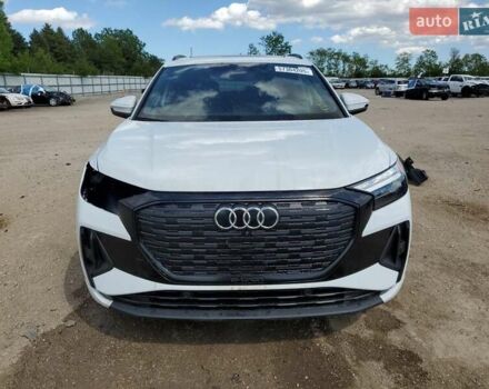 Белый Ауди Q4 e-tron, объемом двигателя 0 л и пробегом 7 тыс. км за 16000 $, фото 4 на Automoto.ua