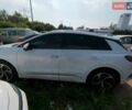 Белый Ауди Q4 e-tron, объемом двигателя 0 л и пробегом 22 тыс. км за 25400 $, фото 4 на Automoto.ua