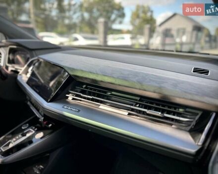 Белый Ауди Q4 e-tron, объемом двигателя 0 л и пробегом 2 тыс. км за 36799 $, фото 29 на Automoto.ua