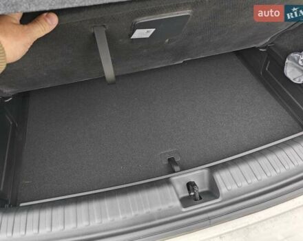 Белый Ауди Q4 e-tron, объемом двигателя 0 л и пробегом 1 тыс. км за 33200 $, фото 7 на Automoto.ua