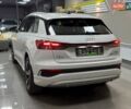 Белый Ауди Q4 e-tron, объемом двигателя 0 л и пробегом 1 тыс. км за 32599 $, фото 5 на Automoto.ua