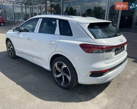 Белый Ауди Q4 e-tron, объемом двигателя 0 л и пробегом 1 тыс. км за 32600 $, фото 4 на Automoto.ua