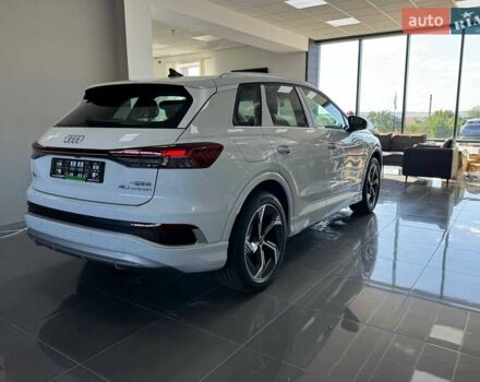 Білий Ауді Q4 e-tron, об'ємом двигуна 0 л та пробігом 1 тис. км за 32599 $, фото 7 на Automoto.ua