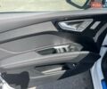 Белый Ауди Q4 e-tron, объемом двигателя 0 л и пробегом 1 тыс. км за 32600 $, фото 12 на Automoto.ua