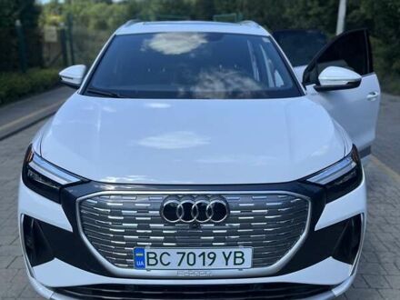 Ауди Q4 e-tron 2023 в Львове на Automoto.ua Белый Ауди Q4 e-tron, объемом двигателя 0 л и пробегом 19 тыс. км за 28500 $, фото 1 на Automoto.ua