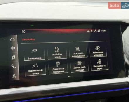 Черный Ауди Q4 e-tron, объемом двигателя 0 л и пробегом 99 тыс. км за 23600 $, фото 79 на Automoto.ua