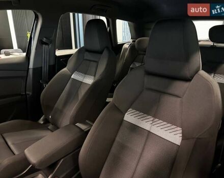 Черный Ауди Q4 e-tron, объемом двигателя 0 л и пробегом 52 тыс. км за 26900 $, фото 15 на Automoto.ua