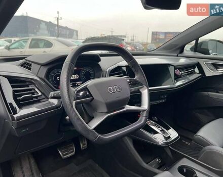Чорний Ауді Q4 e-tron, об'ємом двигуна 0 л та пробігом 22 тис. км за 35340 $, фото 30 на Automoto.ua