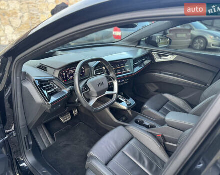Чорний Ауді Q4 e-tron, об'ємом двигуна 0 л та пробігом 55 тис. км за 28500 $, фото 42 на Automoto.ua