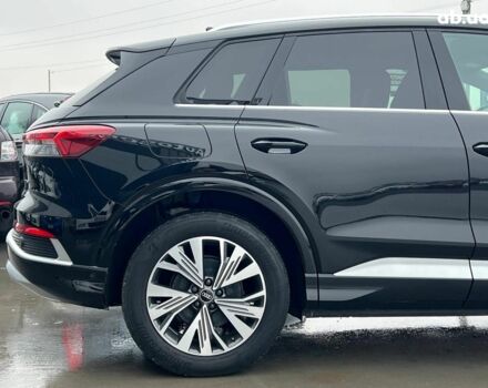Чорний Ауді Q4 e-tron, об'ємом двигуна 0 л та пробігом 22 тис. км за 35340 $, фото 7 на Automoto.ua