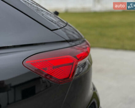 Черный Ауди Q4 e-tron, объемом двигателя 0 л и пробегом 99 тыс. км за 23600 $, фото 9 на Automoto.ua