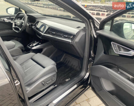 Черный Ауди Q4 e-tron, объемом двигателя 0 л и пробегом 25 тыс. км за 30500 $, фото 19 на Automoto.ua