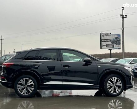 Чорний Ауді Q4 e-tron, об'ємом двигуна 0 л та пробігом 22 тис. км за 35340 $, фото 8 на Automoto.ua