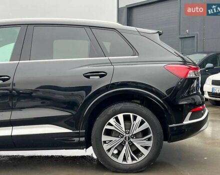 Чорний Ауді Q4 e-tron, об'ємом двигуна 0 л та пробігом 22 тис. км за 35340 $, фото 3 на Automoto.ua