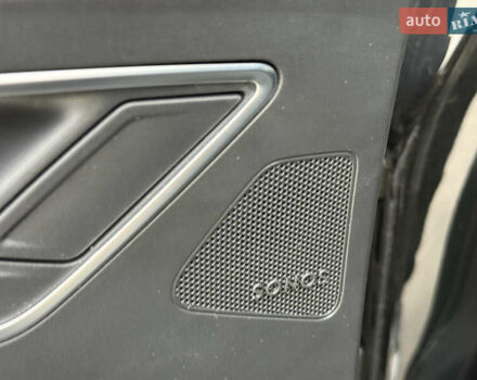 Черный Ауди Q4 e-tron, объемом двигателя 0 л и пробегом 99 тыс. км за 23600 $, фото 99 на Automoto.ua