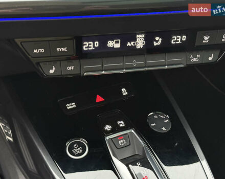 Черный Ауди Q4 e-tron, объемом двигателя 0 л и пробегом 99 тыс. км за 23600 $, фото 67 на Automoto.ua