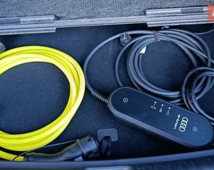 Ауді Q4 e-tron 2022 у Вінниці на Automoto.ua Чорний Ауді Q4 e-tron, об'ємом двигуна 0 л та пробігом 20 тис. км за 27500 $, фото 51 на Automoto.ua