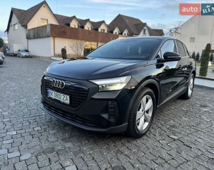 Чорний Ауді Q4 e-tron, об'ємом двигуна 0 л та пробігом 55 тис. км за 28500 $, фото 3 на Automoto.ua