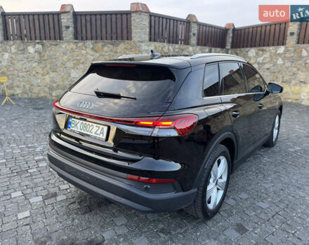 Чорний Ауді Q4 e-tron, об'ємом двигуна 0 л та пробігом 55 тис. км за 28500 $, фото 17 на Automoto.ua